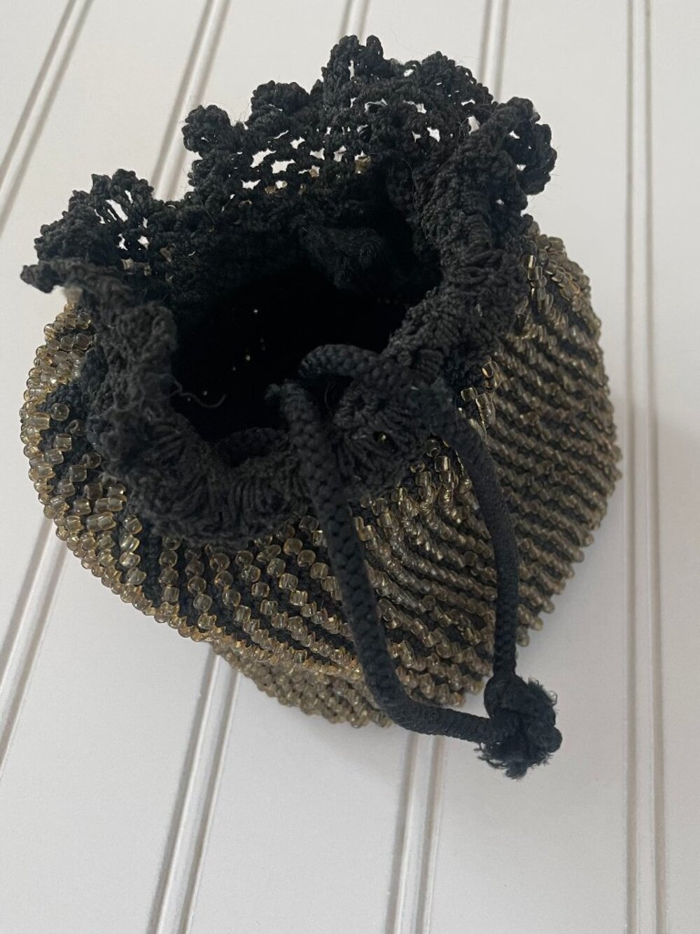 Beaded crochet drawstring bag